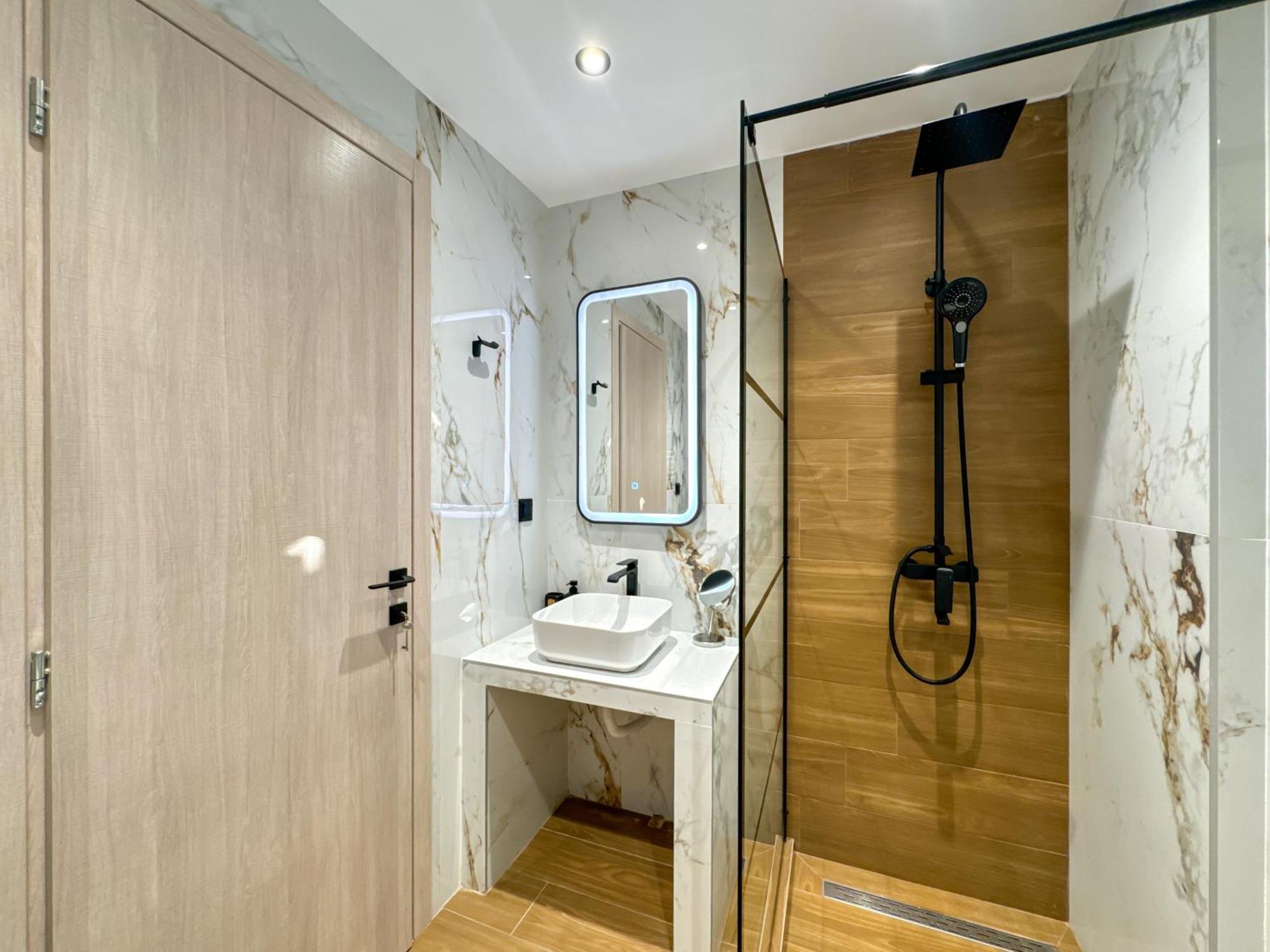 Luxury Downtown Apartment D1 Thessaloniki Buitenkant foto
